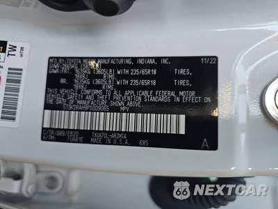 2023 Toyota Highlander XLE - zdjęcie 15 z 21 - miniatura