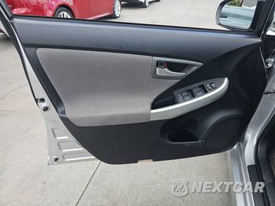 2012 Toyota Prius Three - zdjęcie 9 z 27 - miniatura