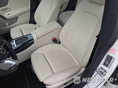 2025 Mercedes-Benz CLA 250 - zdjęcie 7 z 23 - miniatura