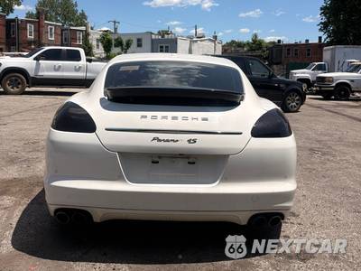 2011 Porsche Panamera 4S - zdjęcie 5 z 13 - miniatura