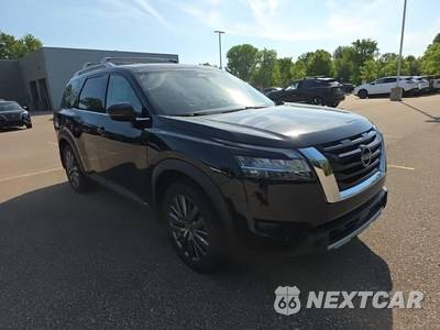 2023 Nissan Pathfinder SL - zdjęcie 3 z 24 - miniatura