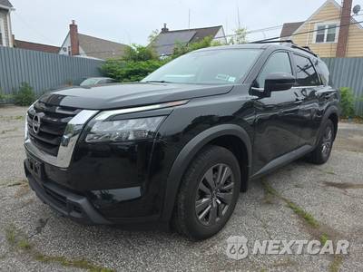 2023 Nissan Pathfinder SV - zdjęcie 1 z 26 - miniatura