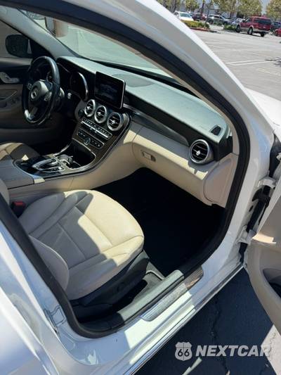 2015 Mercedes-Benz C 300 4MATIC Sedan - zdjęcie 10 z 11 - miniatura