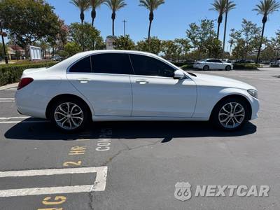 2015 Mercedes-Benz C 300 4MATIC Sedan - zdjęcie 7 z 11 - miniatura