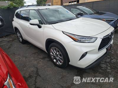 2021 Toyota Highlander Limited - zdjęcie 3 z 27 - miniatura