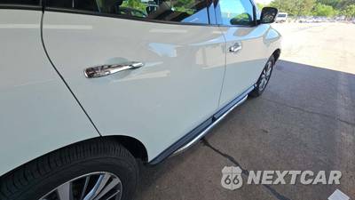 2019 Nissan Pathfinder SV - zdjęcie 20 z 40 - miniatura