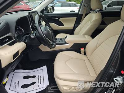 2023 Toyota Highlander XLE - zdjęcie 7 z 31 - miniatura