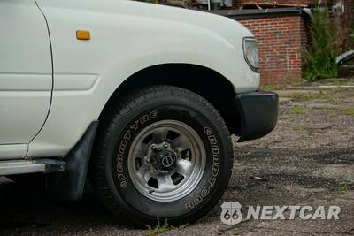 1997 Toyota Land Cruiser - zdjęcie 6 z 29 - miniatura