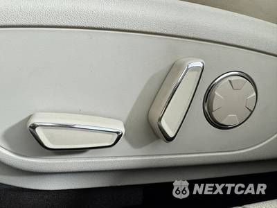 2020 Lincoln MKZ Reserve - zdjęcie 37 z 50 - miniatura