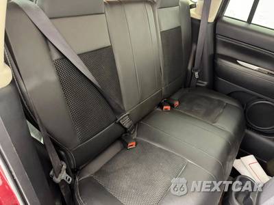 2017 Jeep Compass Latitude - zdjęcie 31 z 39 - miniatura