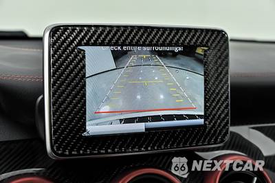 2015 Mercedes-Benz GLA 45 AMG 4MATIC - zdjęcie 28 z 43 - miniatura