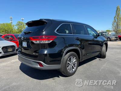 2017 Toyota Highlander XLE - zdjęcie 3 z 45 - miniatura