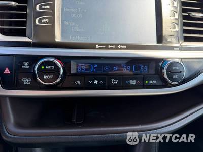 2017 Toyota Highlander XLE - zdjęcie 33 z 45 - miniatura