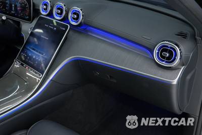 2023 Mercedes-Benz C 300 Sedan - zdjęcie 44 z 50 - miniatura