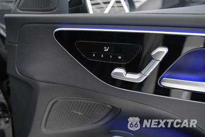 2023 Mercedes-Benz C 300 Sedan - zdjęcie 46 z 50 - miniatura