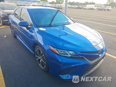 2018 Toyota Camry SE - zdjęcie 3 z 28 - miniatura