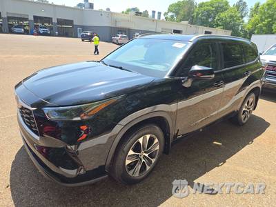 2023 Toyota Highlander Hybrid XLE - zdjęcie 1 z 21 - miniatura