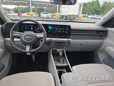 2025 Hyundai Kona SEL - zdjęcie 11 z 26 - miniatura