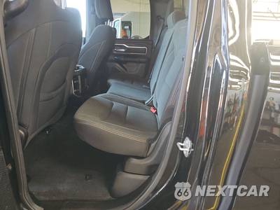 2023 Ram 1500 Big Horn Extended Cab Medium Bed - zdjęcie 13 z 22 - miniatura