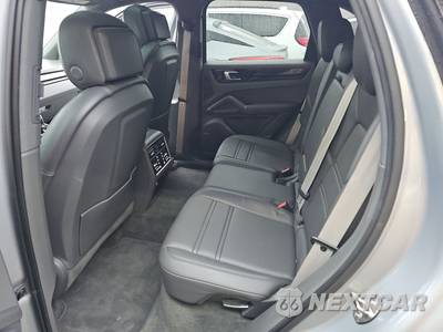 2021 Porsche Cayenne S - zdjęcie 13 z 25 - miniatura