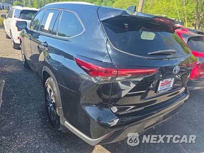 2022 Toyota Highlander XLE - zdjęcie 6 z 21 - miniatura