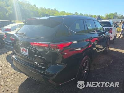 2022 Toyota Highlander XLE - zdjęcie 4 z 21 - miniatura