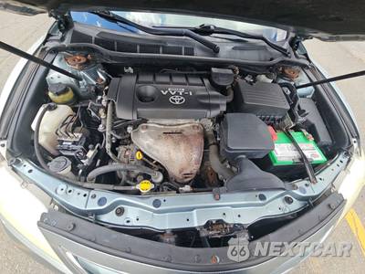 2010 Toyota Camry LE - zdjęcie 15 z 31 - miniatura