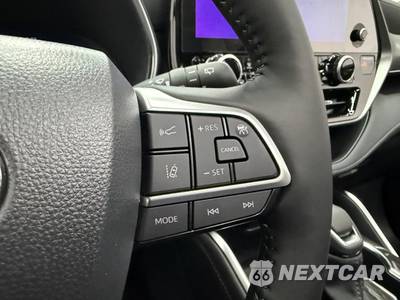 2026 Toyota Highlander Hybrid Platinum - zdjęcie 17 z 33 - miniatura