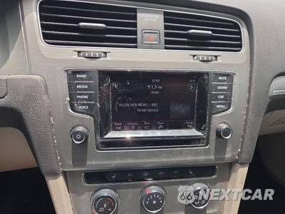 2015 Volkswagen Golf SportWagen 1.8T SE Wagon - zdjęcie 11 z 18 - miniatura