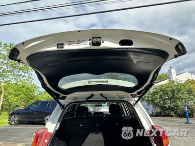 2015 Toyota RAV4 Limited - zdjęcie 32 z 42 - miniatura