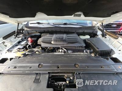 2021 Nissan TITAN Platinum Reserve Crew Cab Short Bed - zdjęcie 14 z 16 - miniatura