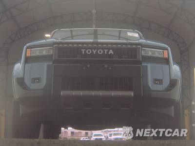 2024 Toyota Land Cruiser - zdjęcie 3 z 23 - miniatura
