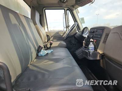 2009 International 4300 - zdjęcie 8 z 17 - miniatura