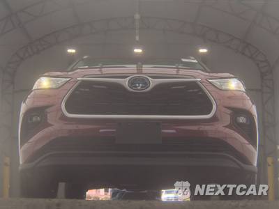 2022 Toyota Highlander Hybrid XLE - zdjęcie 3 z 24 - miniatura