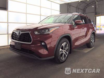 2022 Toyota Highlander Hybrid XLE