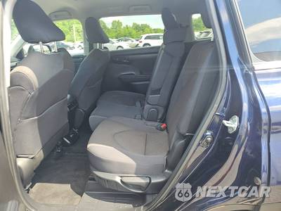 2023 Toyota Highlander LE - zdjęcie 19 z 23 - miniatura