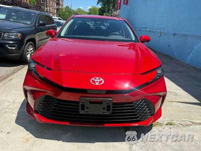 2026 Toyota Camry LE - zdjęcie 2 z 25 - miniatura