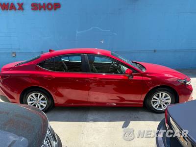 2026 Toyota Camry LE - zdjęcie 4 z 25 - miniatura