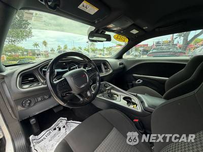 2022 Dodge Challenger R/T - zdjęcie 17 z 39 - miniatura