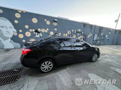 2018 Toyota Corolla LE Sedan - zdjęcie 11 z 33 - miniatura