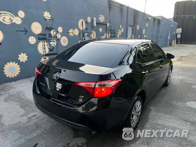2018 Toyota Corolla LE Sedan - zdjęcie 10 z 33 - miniatura