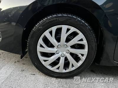 2018 Toyota Corolla LE Sedan - zdjęcie 14 z 33 - miniatura