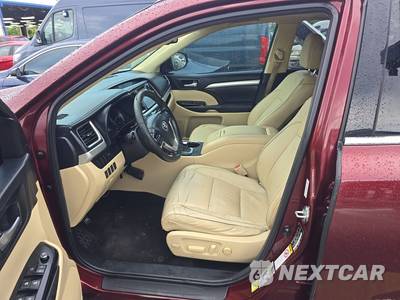 2015 Toyota Highlander XLE - zdjęcie 7 z 18 - miniatura