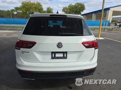 2020 Volkswagen Tiguan SE - zdjęcie 5 z 15 - miniatura