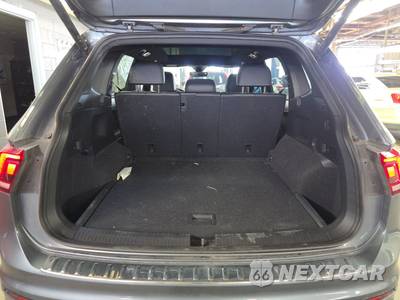 2022 Volkswagen Tiguan SE R-Line Black - zdjęcie 16 z 20 - miniatura