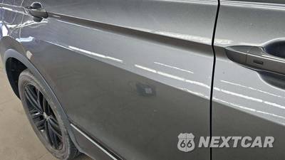 2022 Volkswagen Tiguan SE R-Line Black - zdjęcie 19 z 20 - miniatura