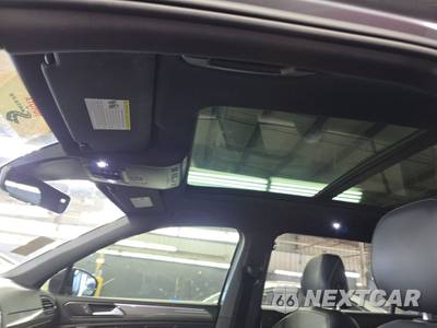 2022 Volkswagen Tiguan SE R-Line Black - zdjęcie 18 z 20 - miniatura