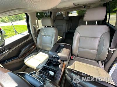 2020 Chevrolet Suburban 1500 Premier 1LZ - zdjęcie 14 z 48 - miniatura