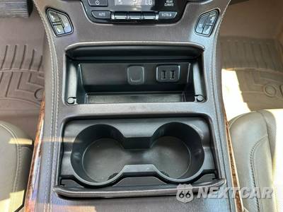 2020 Chevrolet Suburban 1500 Premier 1LZ - zdjęcie 28 z 48 - miniatura