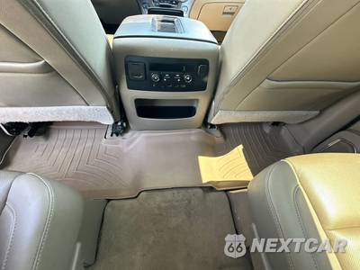 2020 Chevrolet Suburban 1500 Premier 1LZ - zdjęcie 33 z 48 - miniatura